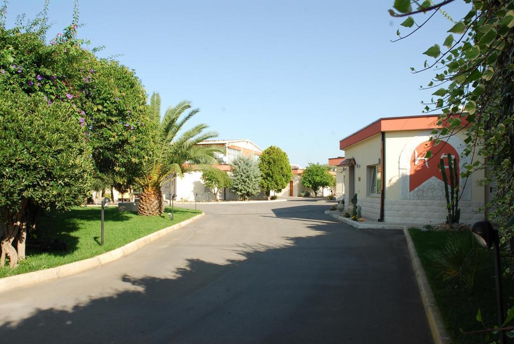 Hotel Giardino Modugno Exterior foto
