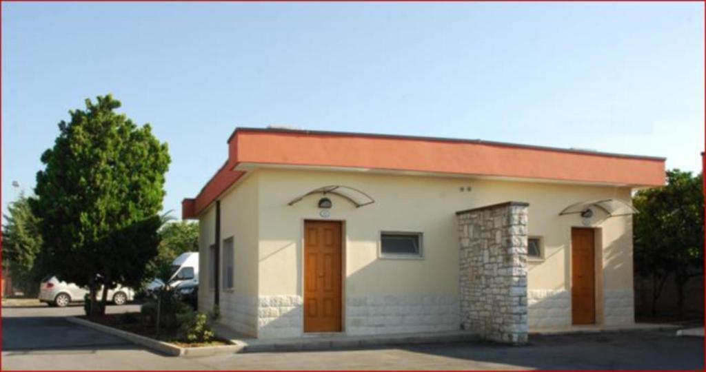 Hotel Giardino Modugno Exterior foto
